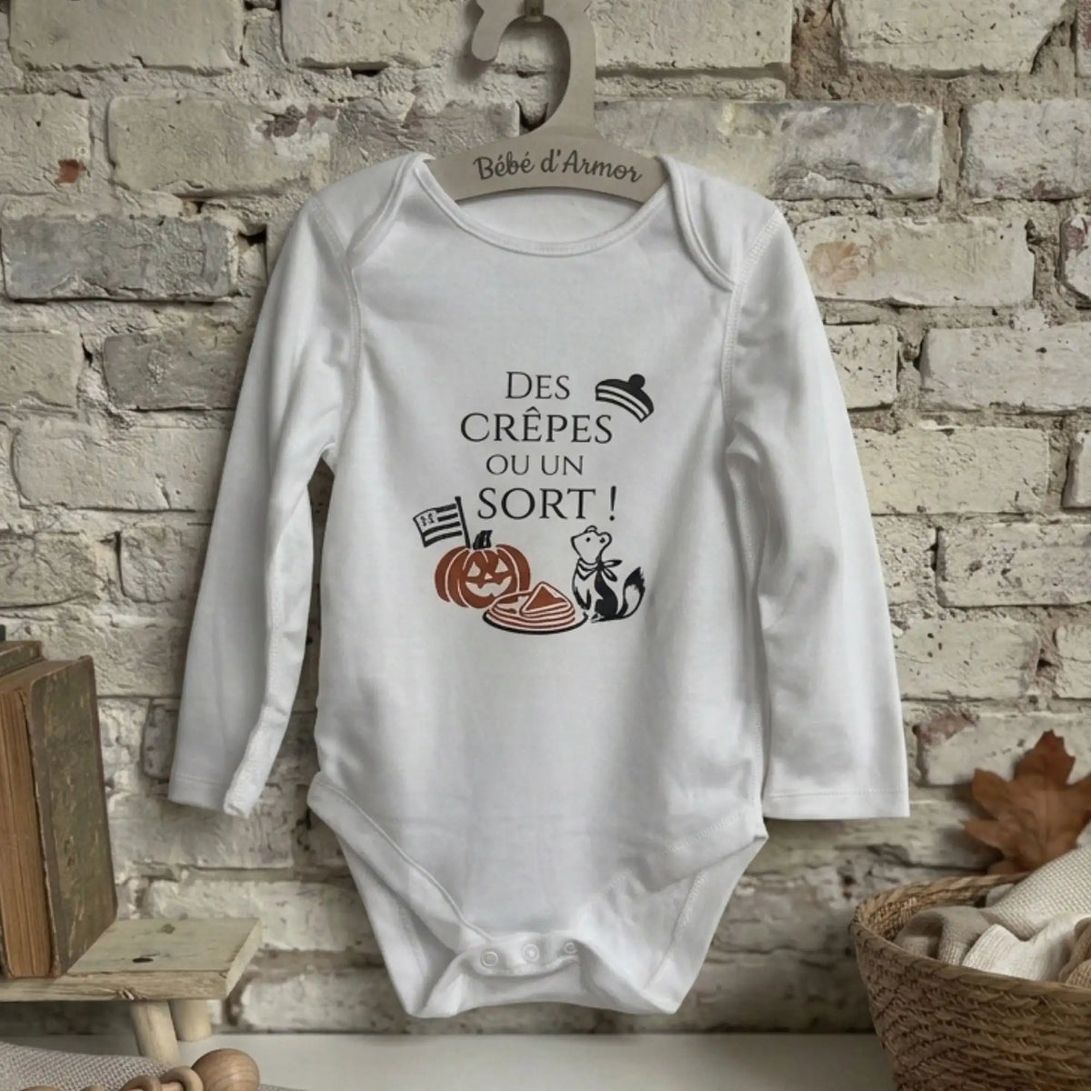 Vêtements et bodys bébé Halloween personnalisés.