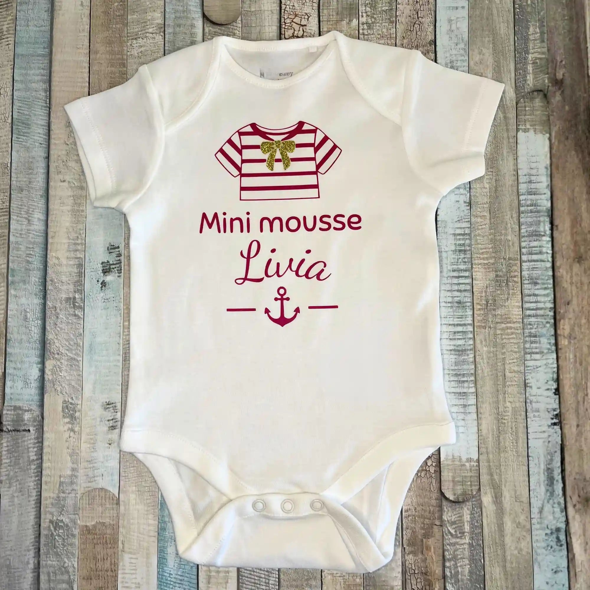 Body bébé personnalisé style marinière avec prénom et ancre marine