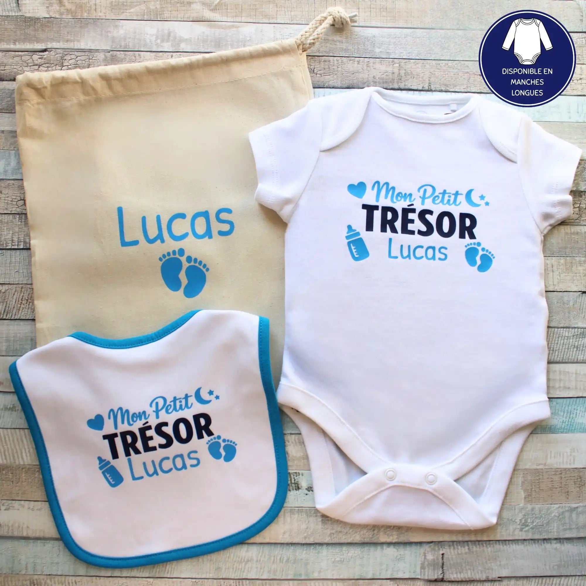 Kit de naissance personnalisé pour garçon comprenant un body, un bavoir et un sac en tissu au prénom de Lucas